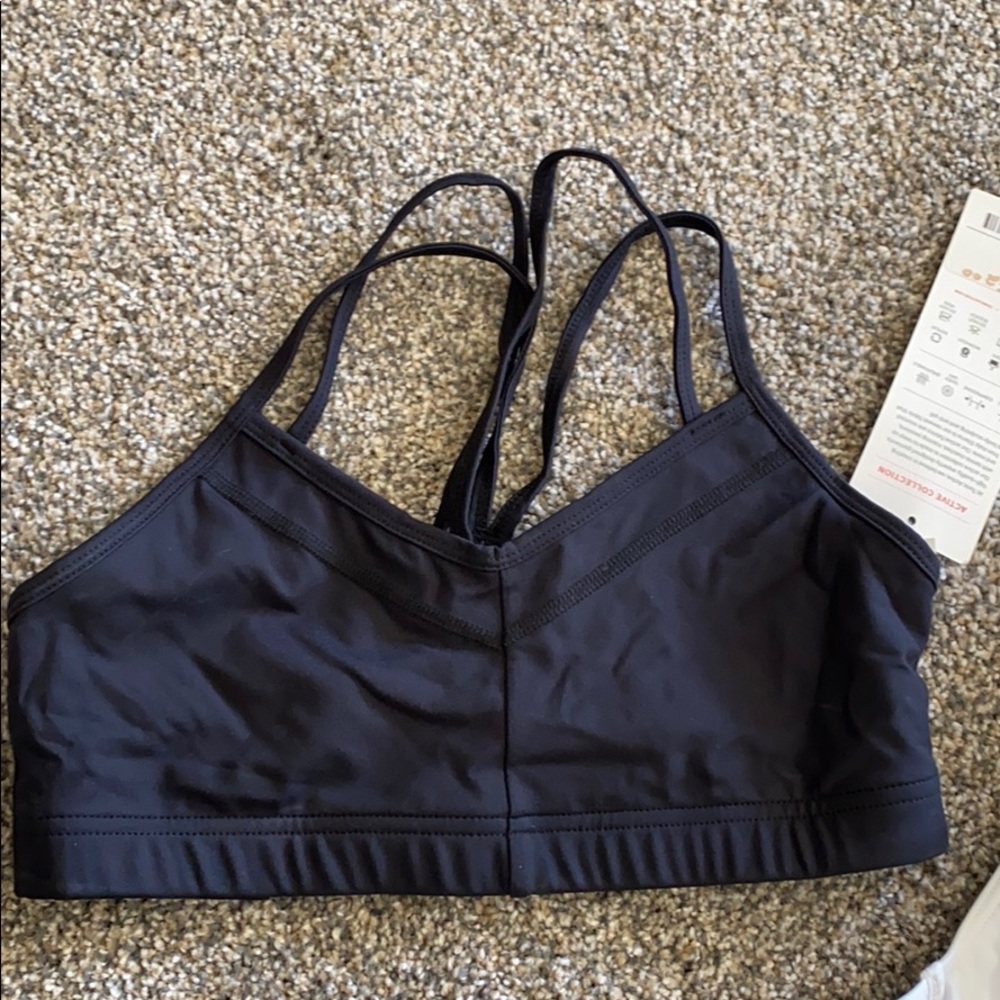 Women’s sports bra